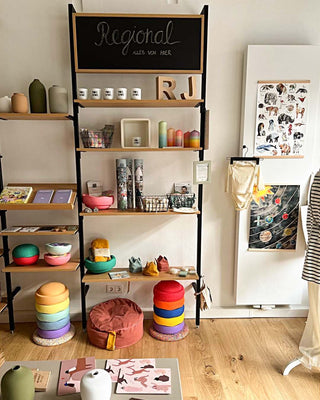 retail-shelving-shopfittings-romi-juli-stuttgart-mandai-design-1