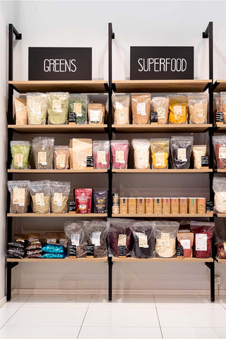 mana-ernahrung-retail-shelf-mandai-design-2