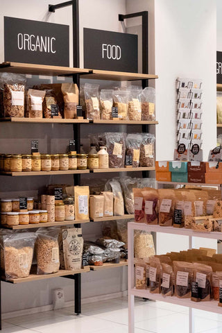 mana-ernahrung-retail-shelf-mandai-design