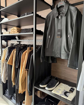 mari-exclusive-store-fixtures-retail-displays-mandai-design_3