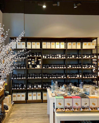 retail-shelf-food-display-shopfitting-hafen-spezerei-2