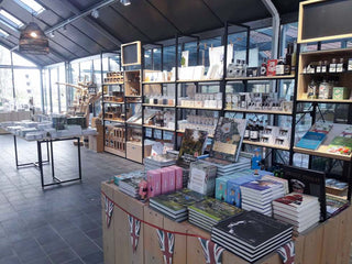 shopfitting-homeware-decor-retail-shelf-mandai-design-schlosspark-lutetsburg-2