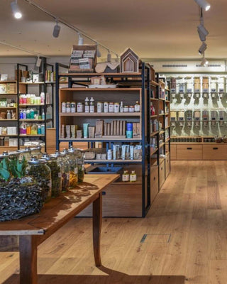 shopfitting-shelving-system-retail-display-addison-badhus-cafe
