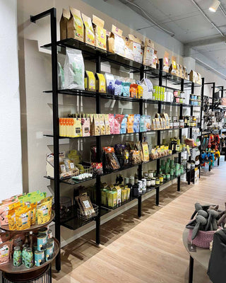 shopfitting-shelving-system-retail-display-rostocker-fellnase--4