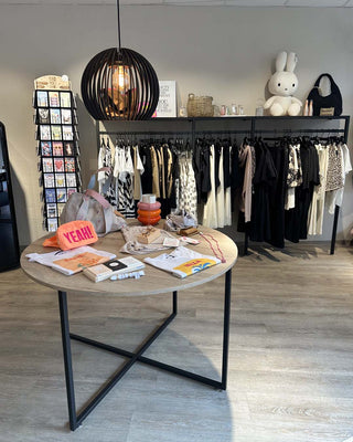 zwei-herz-fashion-store-mandai-design_5