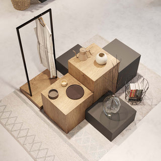 cube-table-cube-display-oak-above