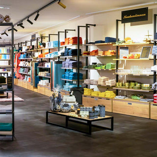 shopfitting-homeware-decor-retail-shelf-mandai-design-yvonne-floristik