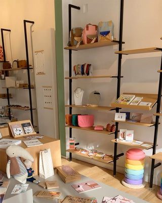 concept-store-retail-display-shelving-shopfitting-romi-juli-mandai-design