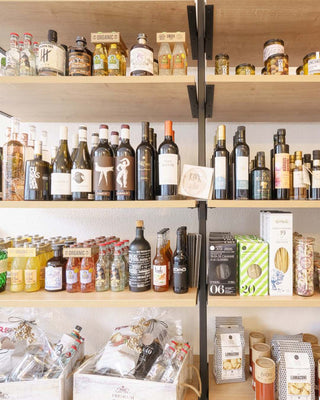 fine-foods-retail-shelf-atmosfaer-mandai-design