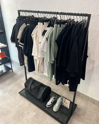 menswear-retail-display-distorted-people