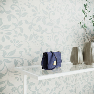 retail-display-table-jade-boutique
