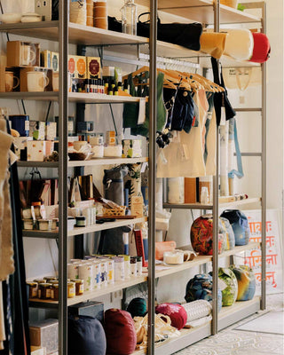 retail-shelving-shelf-shopfitting-mandai-design-bergen-mindful-life