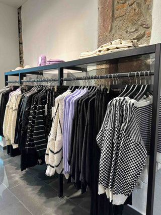 retail-store-wall-rail-clothing-emily-mandai-design