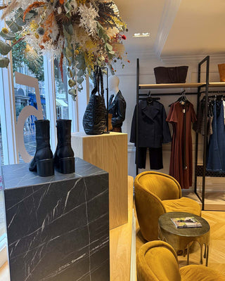 saint_sofia_store_fixtures_retail_design_mandai_design