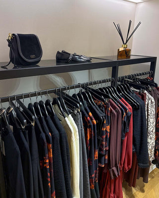 saint_sofia_store_fixtures_retail_design_mandai_design
