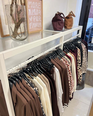 wildfang-store-interior-mandaidesign