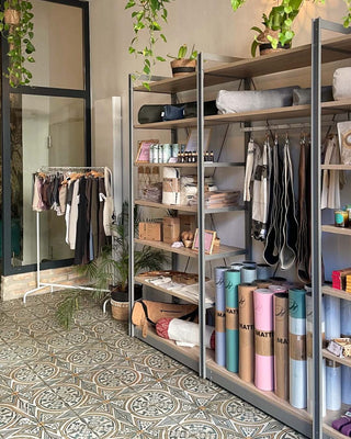 yoga-studio-fixtures-shelving-mandaidesign